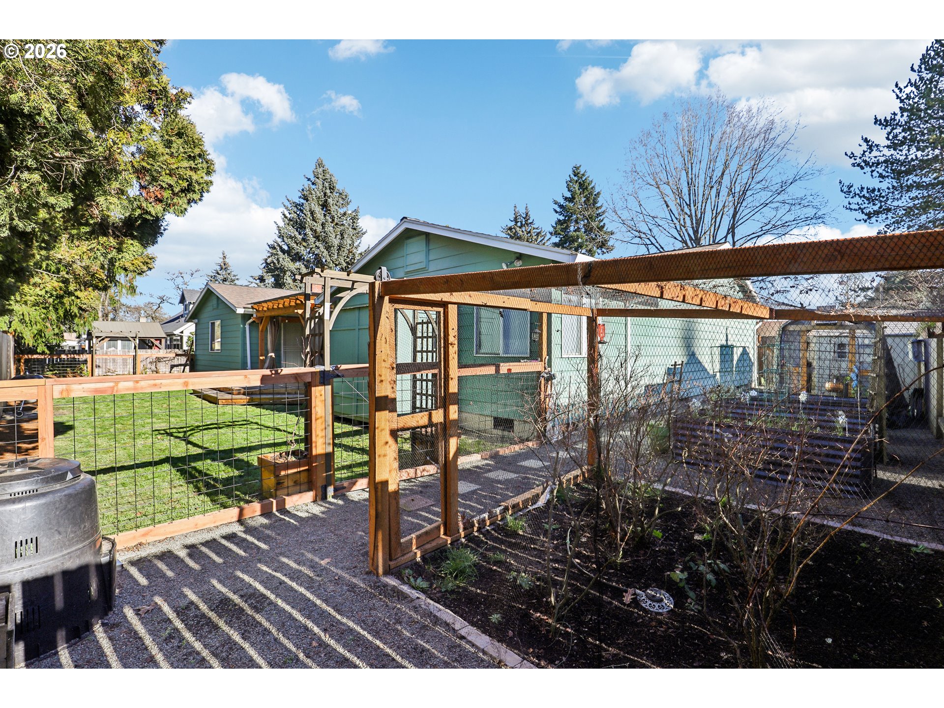 5545 Southwest 191st Court Beaverton, OR 97078 - Photo 8 of 35