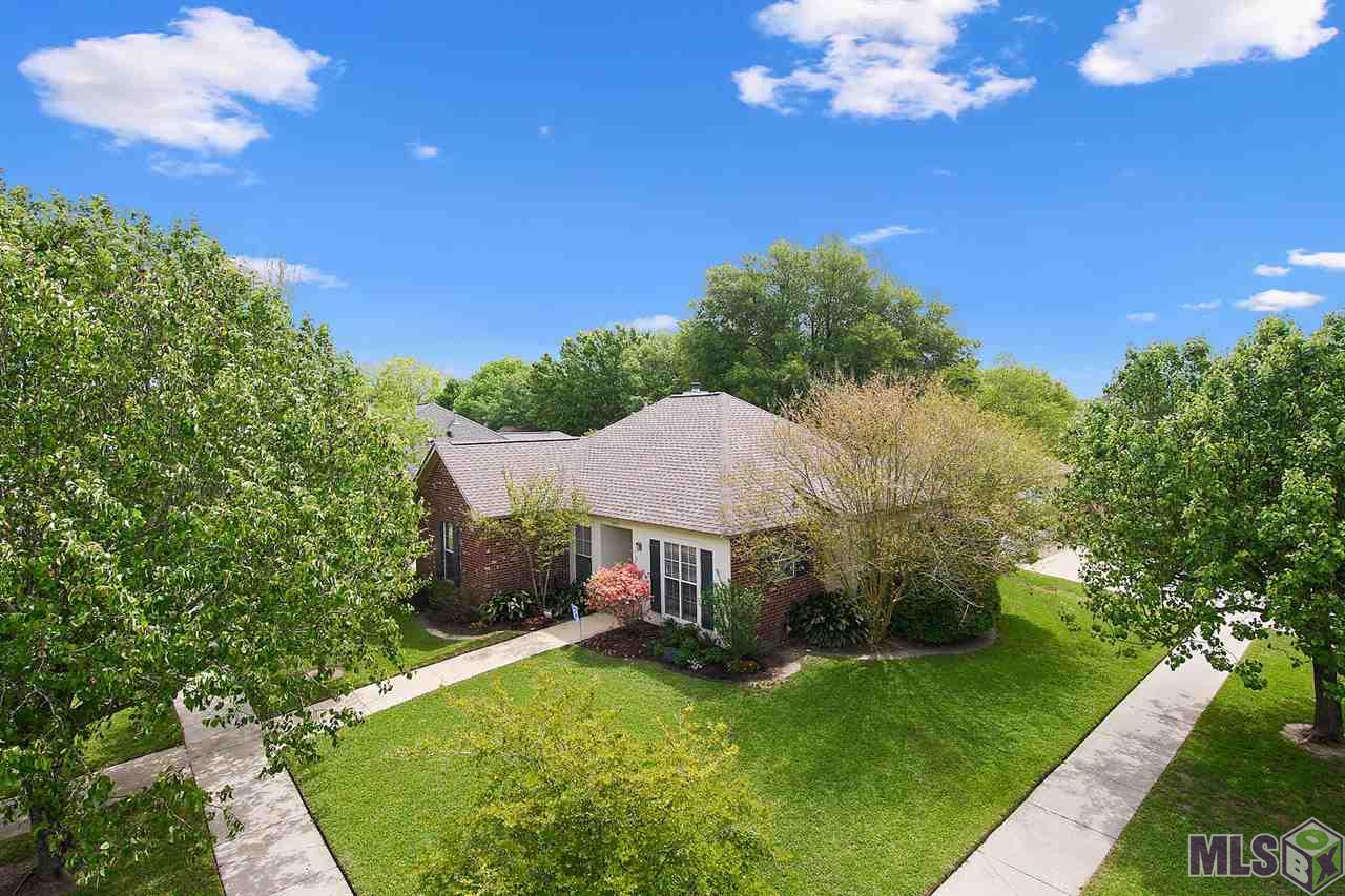 10412 East Springwind Court Baton Rouge, LA 70810 - Photo 1 of 17