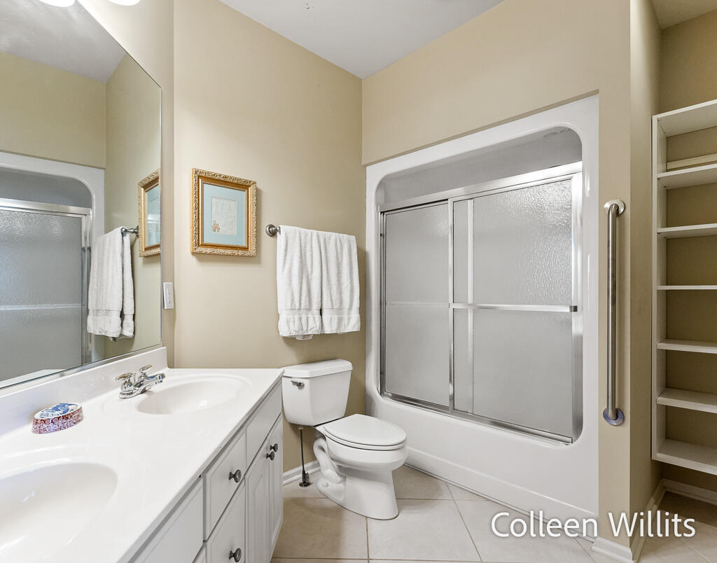 300 South Rath Avenue, Unit 43 Ludington, MI 49431 - Photo 28 of 45 300S.RathAve-39LoRes