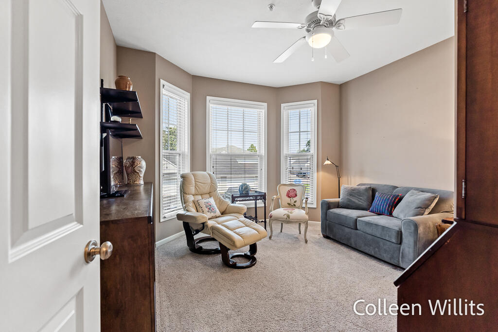 300 South Rath Avenue, Unit 43 Ludington, MI 49431 - Photo 30 of 45 300S.RathAve-36LoRes