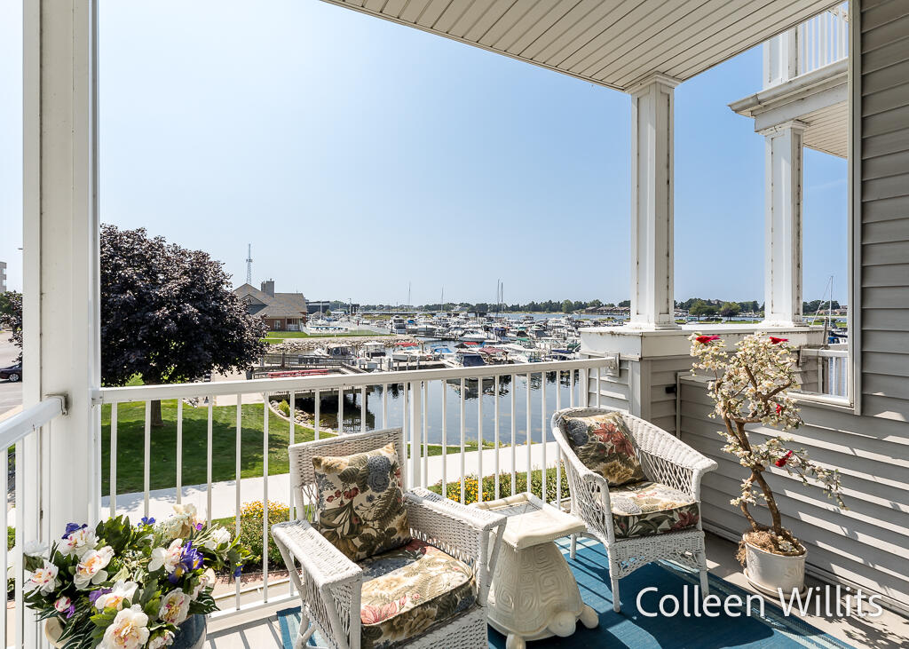 300 South Rath Avenue, Unit 43 Ludington, MI 49431 - Photo 4 of 45 300S.RathAve-19LoRes