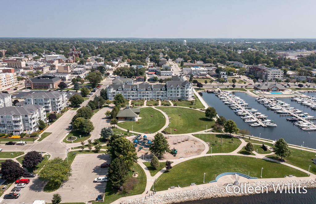 300 South Rath Avenue, Unit 43 Ludington, MI 49431 - Photo 43 of 45 300S.RathAve-12LoRes