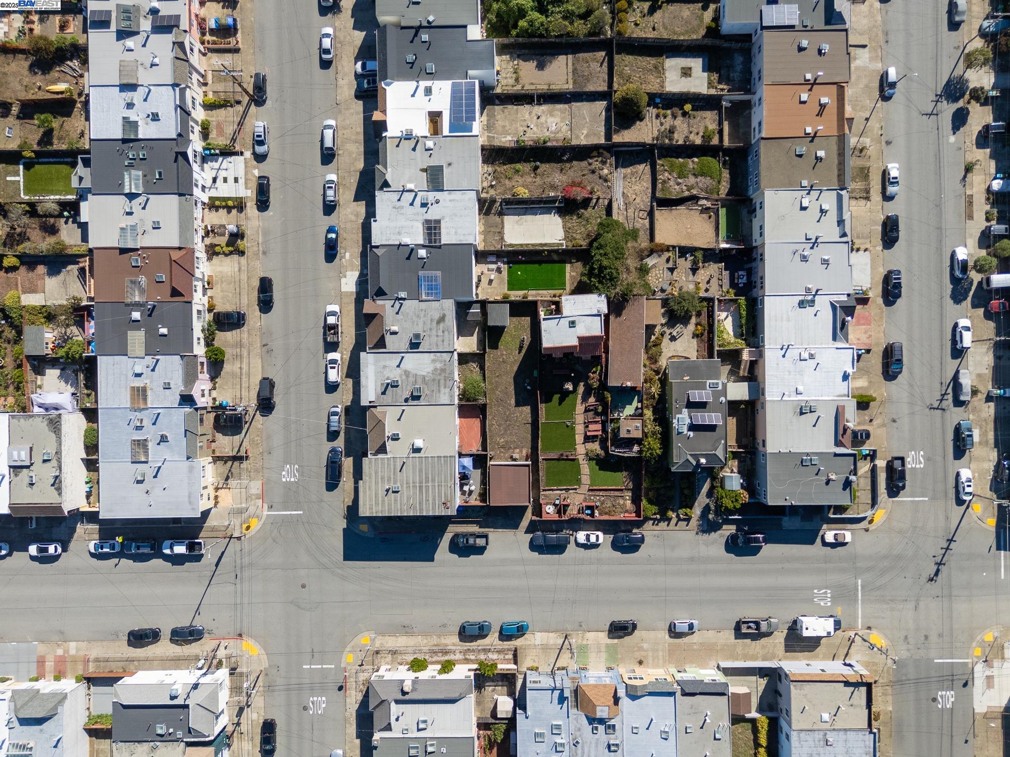3327 Quintara Street San Francisco, CA 94116 - Photo 26 of 33