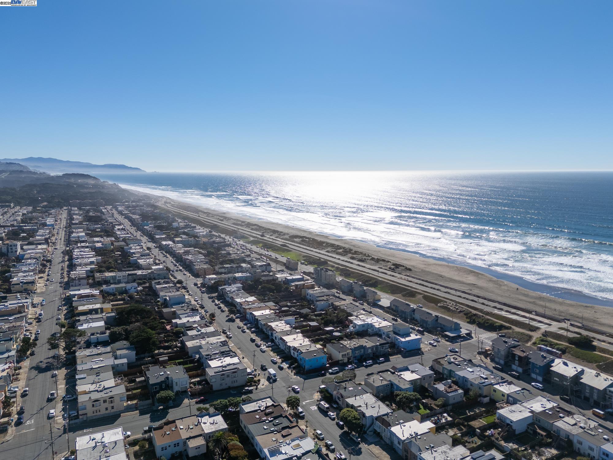 3327 Quintara Street San Francisco, CA 94116 - Photo 6 of 33 an aerial view of ocean and residential houses with outdoor space