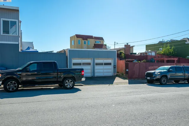 $800,000 | 3327 Quintara Street, San Francisco, CA 94116