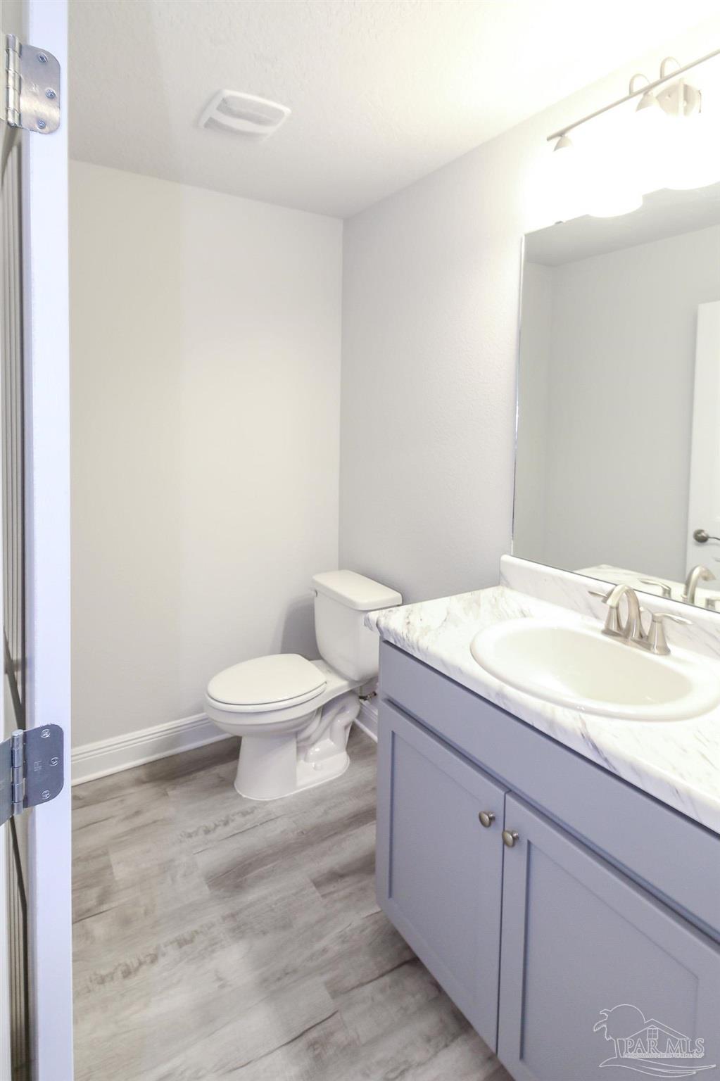 5913 Parsonage Circle Milton, FL 32570 - Photo 12 of 25