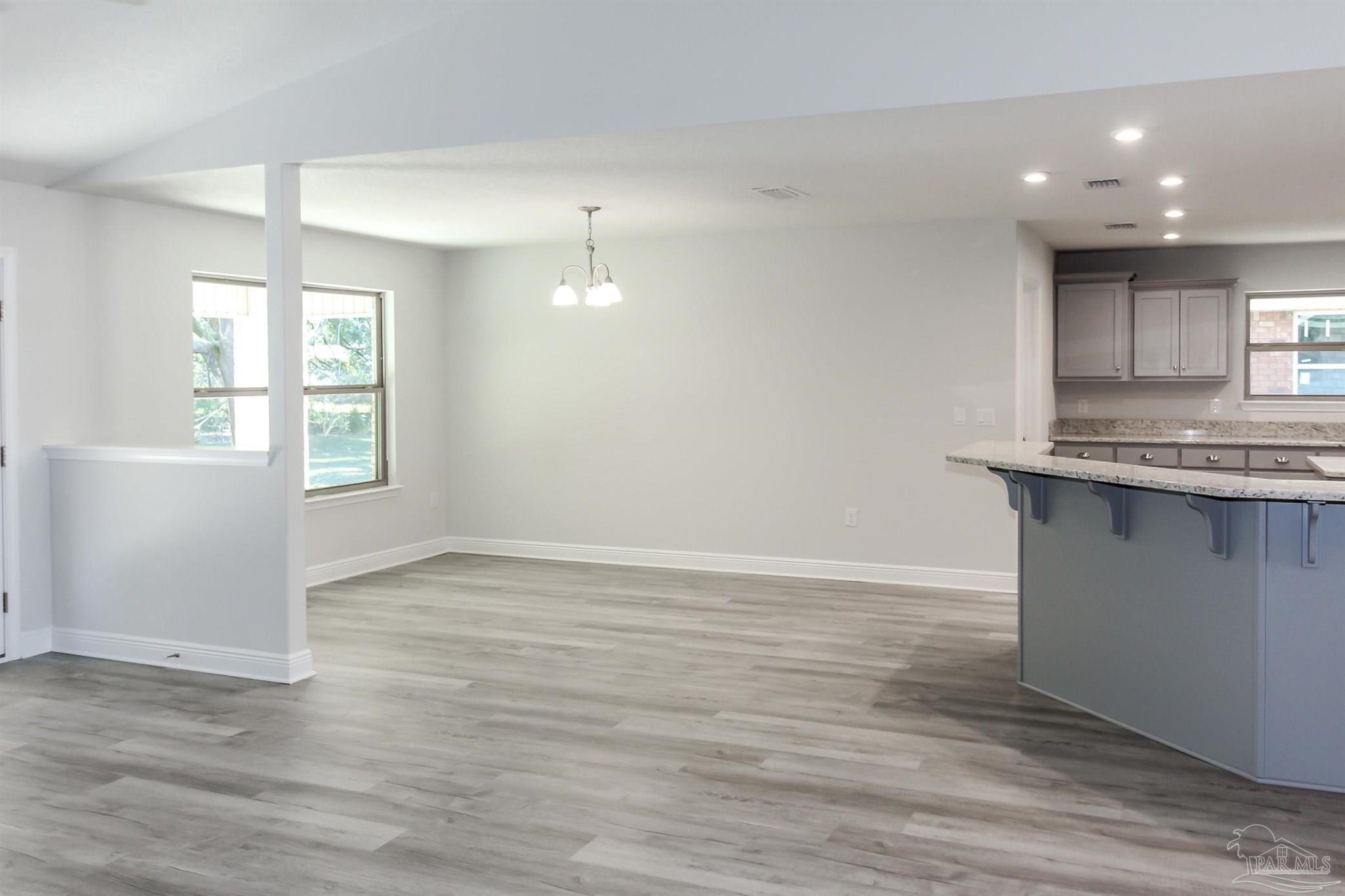 5913 Parsonage Circle Milton, FL 32570 - Photo 6 of 25