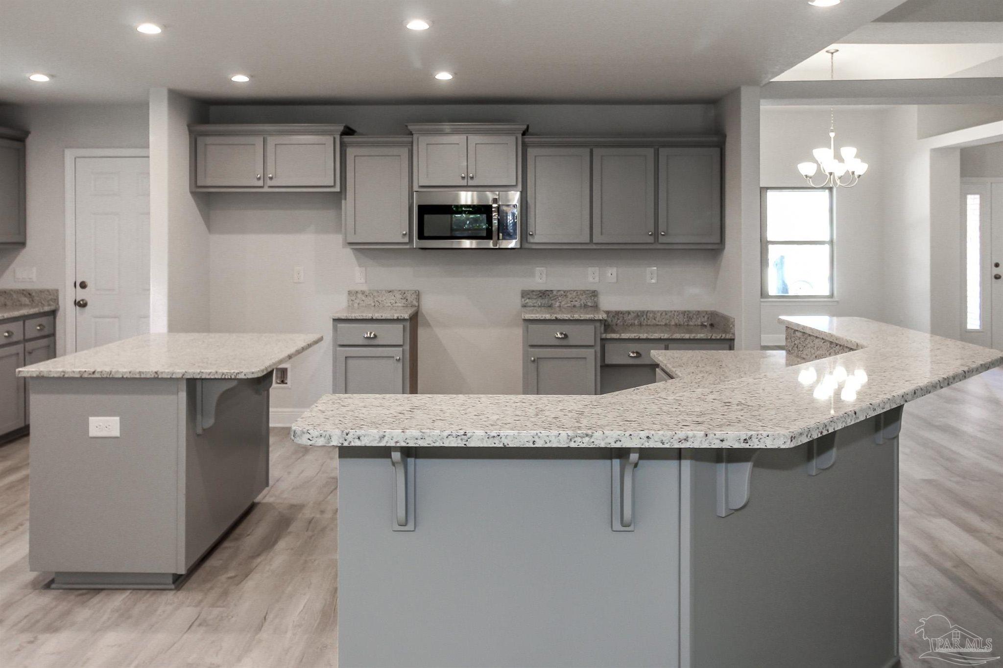 5913 Parsonage Circle Milton, FL 32570 - Photo 7 of 25