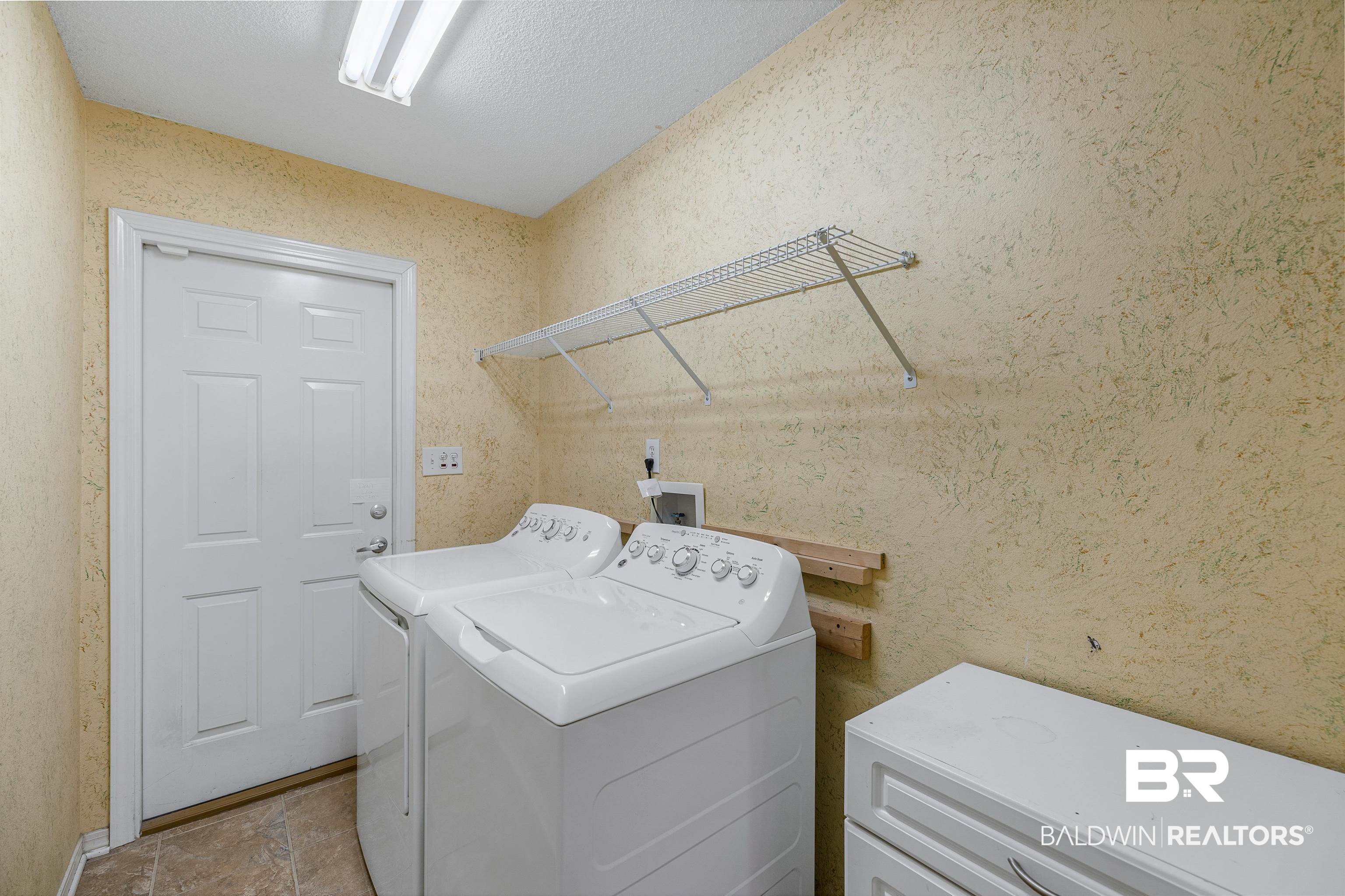 12892 Hunters Chase Foley, AL 36535 - Photo 28 of 40 Utility Room