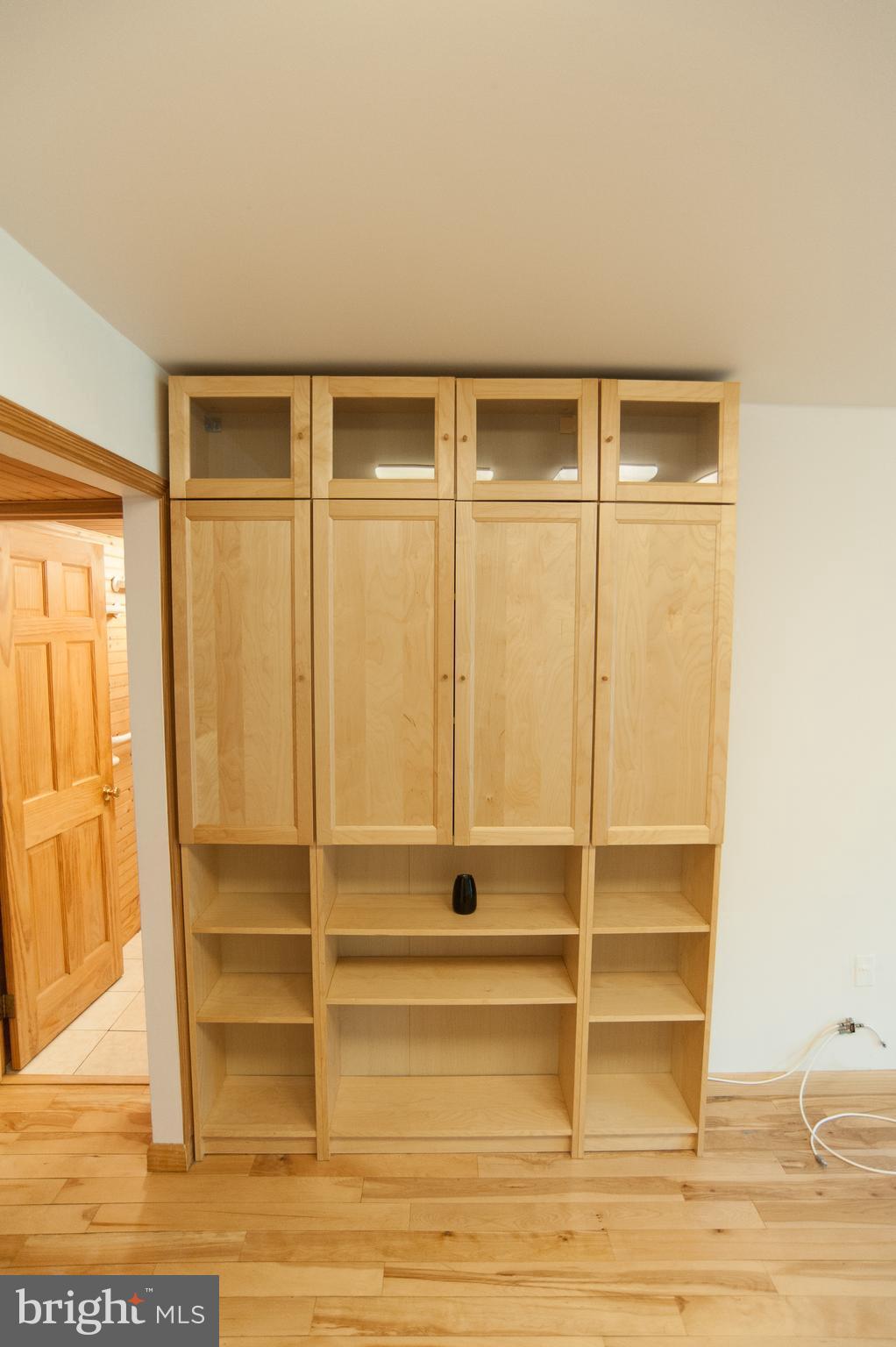 8677 Greenbelt Road, Unit 101 Greenbelt, MD 20770 - Photo 2 of 27 Interior (General)