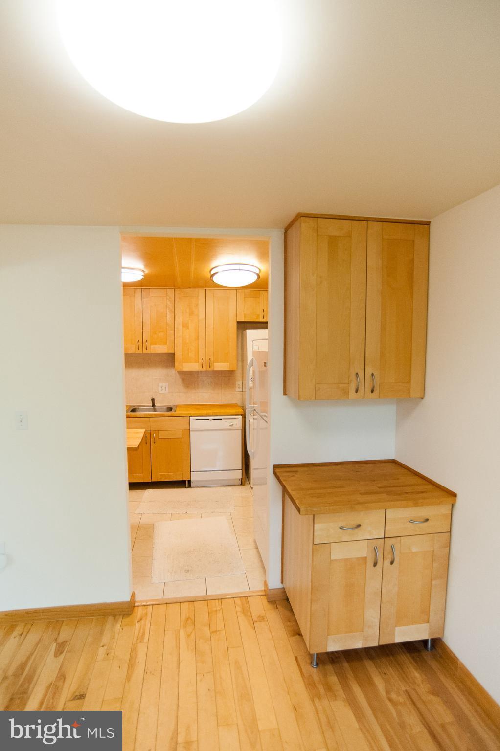8677 Greenbelt Road, Unit 101 Greenbelt, MD 20770 - Photo 11 of 27 Kitchen