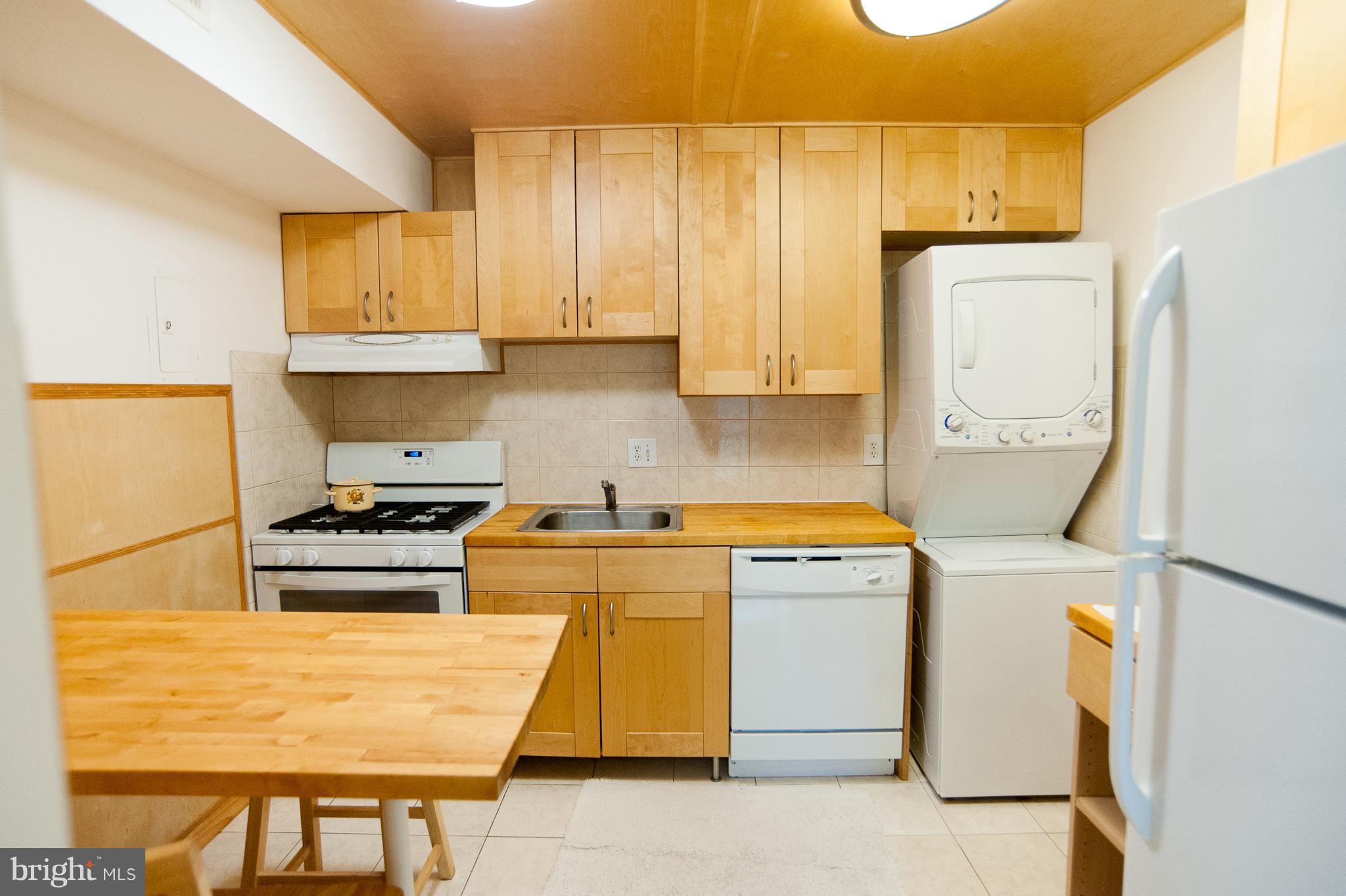 8677 Greenbelt Road, Unit 101 Greenbelt, MD 20770 - Photo 12 of 27 Kitchen