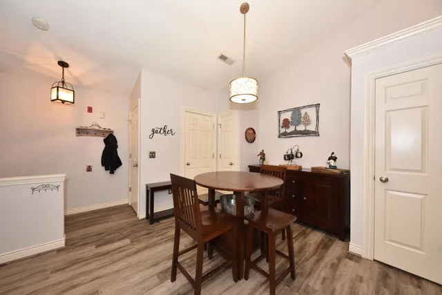 $299,900 | 636 Pewaukee Road, Unit H, Pewaukee, WI 53072