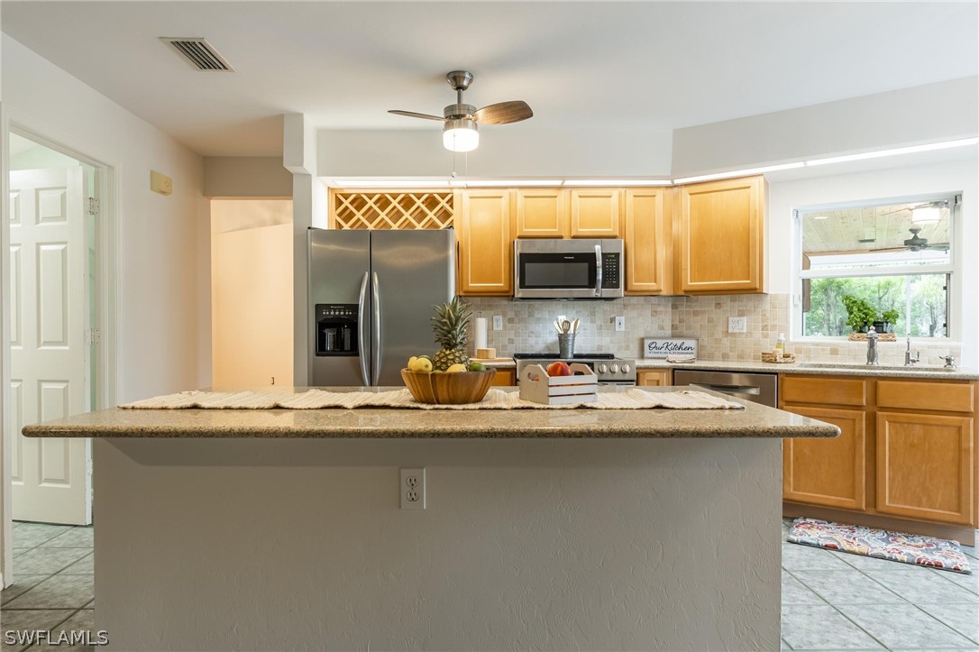 17250 Frank Road Alva, FL 33920 - Photo 9 of 35 Gallery Image 9