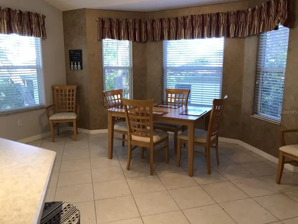$2,400 | 119 Costa Mesa Drive, Lady Lake, FL 32159