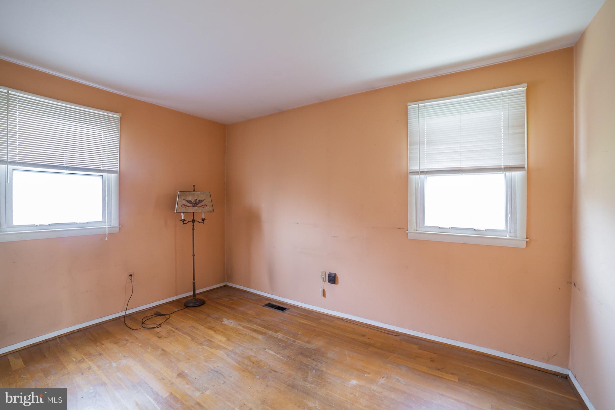 3903 Carthage Road Randallstown, MD 21133 - Photo 20 of 24 an empty room with a window