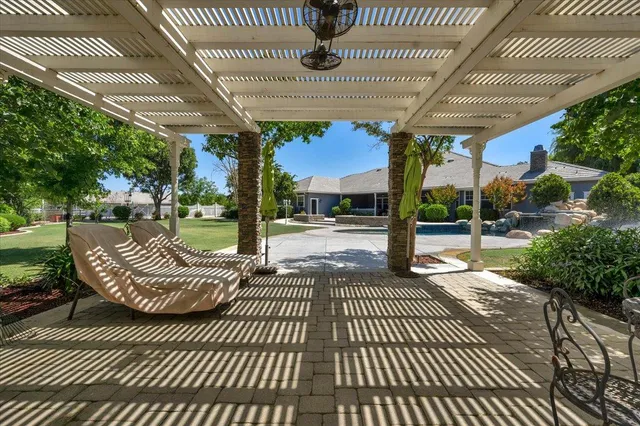 $3,500,000 | 8401 Mayer Avenue, Bakersfield, CA 93314