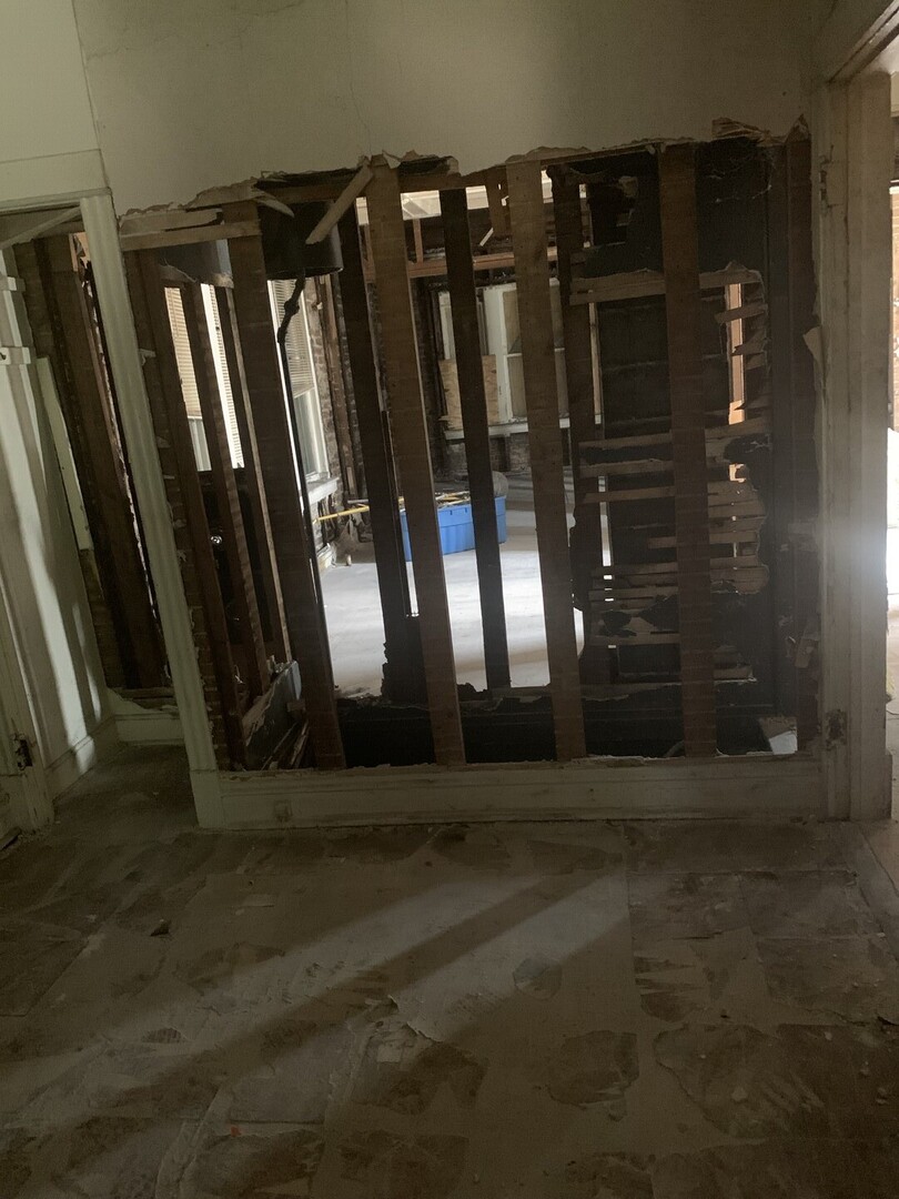 6840 South Indiana Avenue Chicago, IL 60637 - Photo 7 of 10