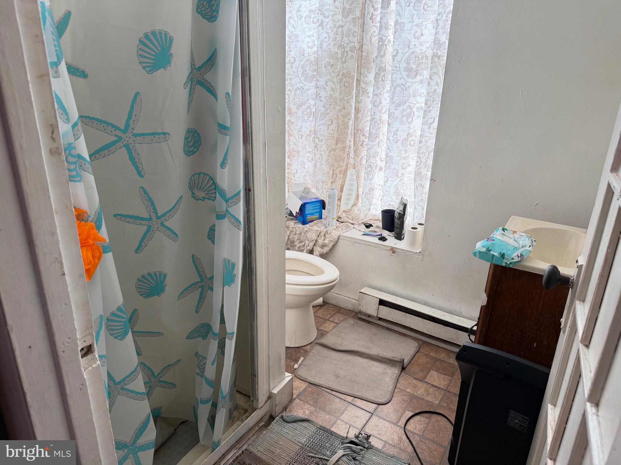 546 Poplar Street Lancaster, PA 17603 - Photo 9 of 26 Unit 1 Bath