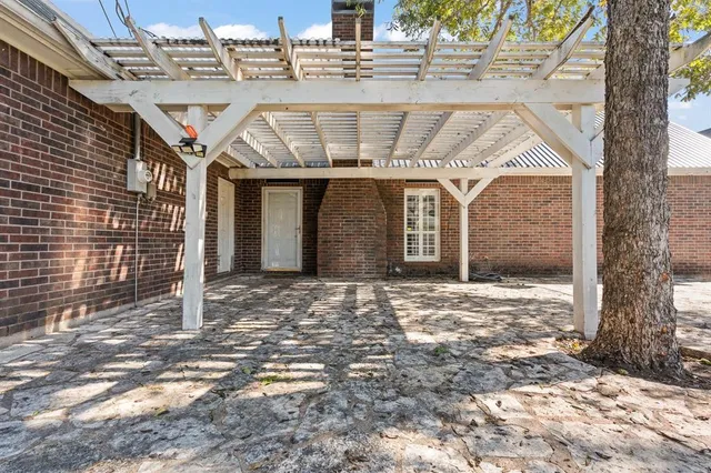 $430,000 | 1326 Whisper Lane, Glen Rose, TX 76043