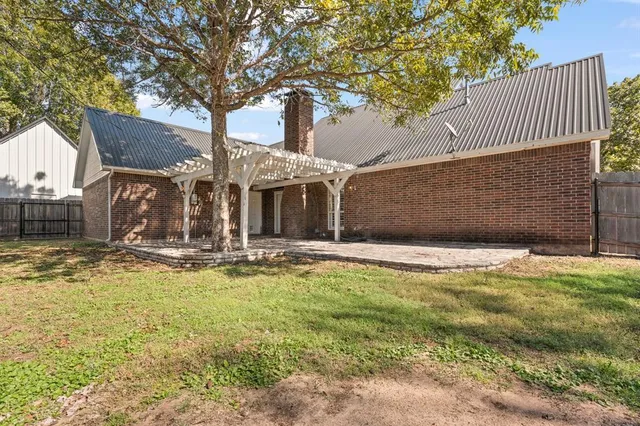 $430,000 | 1326 Whisper Lane, Glen Rose, TX 76043