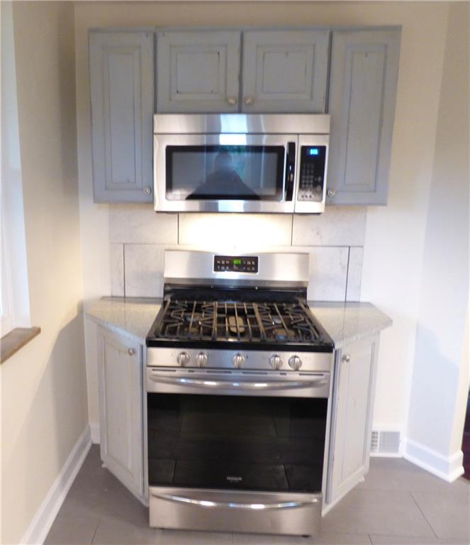 3540 Oakleaf Road Pittsburgh, PA 15227 - Photo 2 of 21 Gallery Image 2