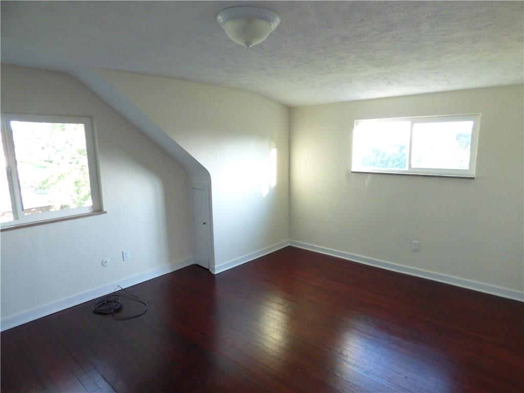 3540 Oakleaf Road Pittsburgh, PA 15227 - Photo 12 of 21 Gallery Image 12