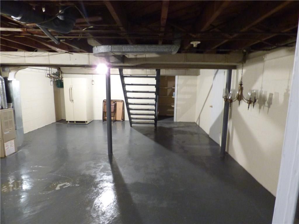 3540 Oakleaf Road Pittsburgh, PA 15227 - Photo 18 of 21 Gallery Image 18