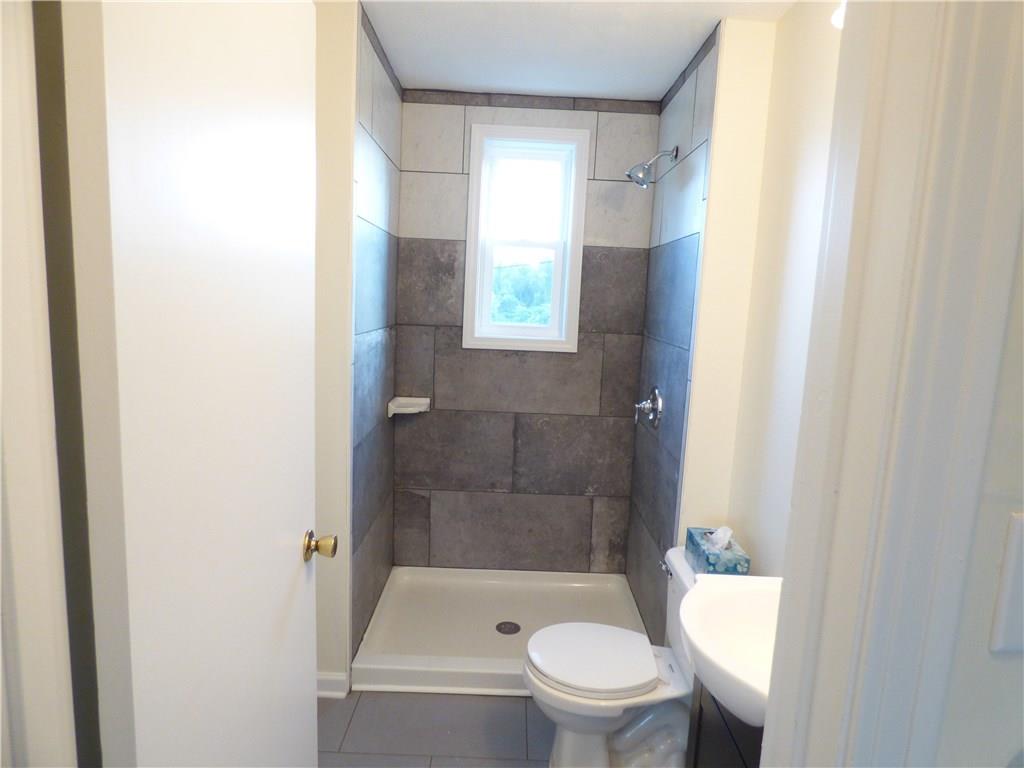 3540 Oakleaf Road Pittsburgh, PA 15227 - Photo 6 of 21 Gallery Image 6
