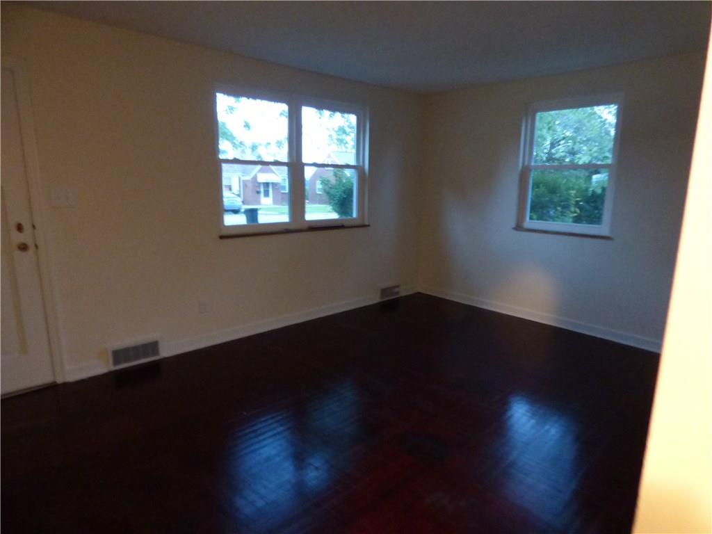 3540 Oakleaf Road Pittsburgh, PA 15227 - Photo 7 of 21 Gallery Image 7
