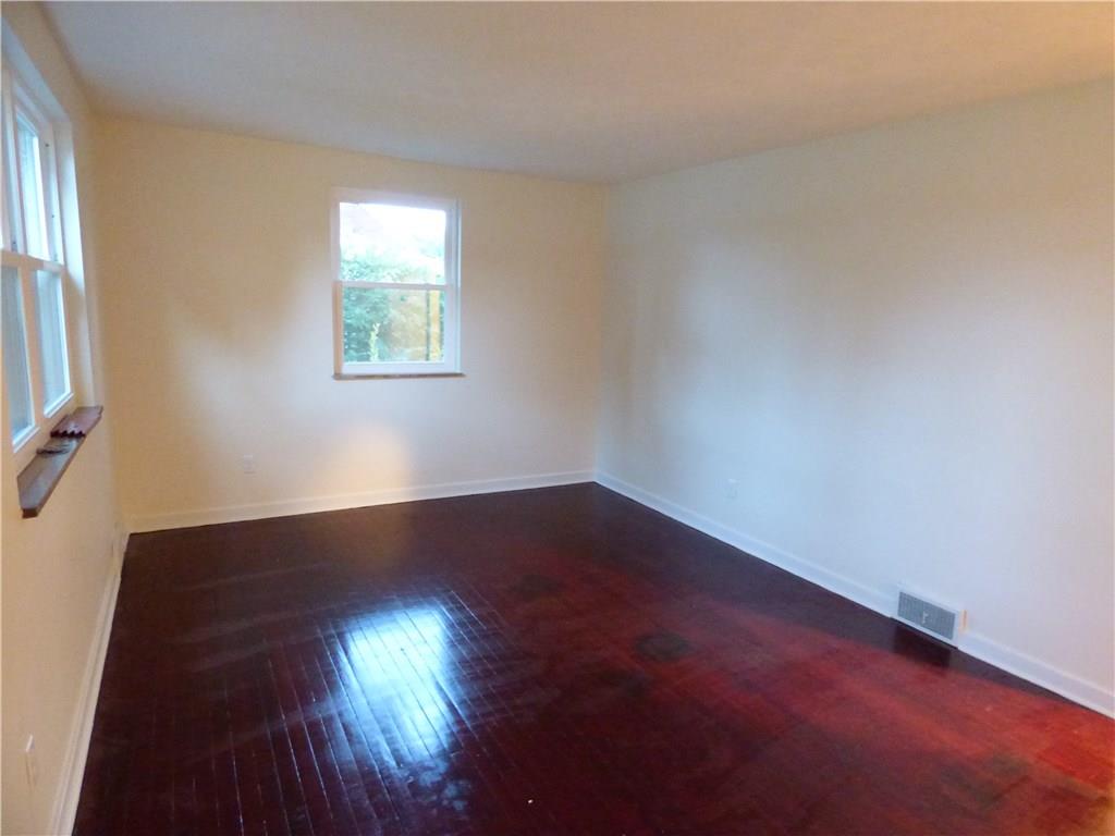 3540 Oakleaf Road Pittsburgh, PA 15227 - Photo 8 of 21 Gallery Image 8