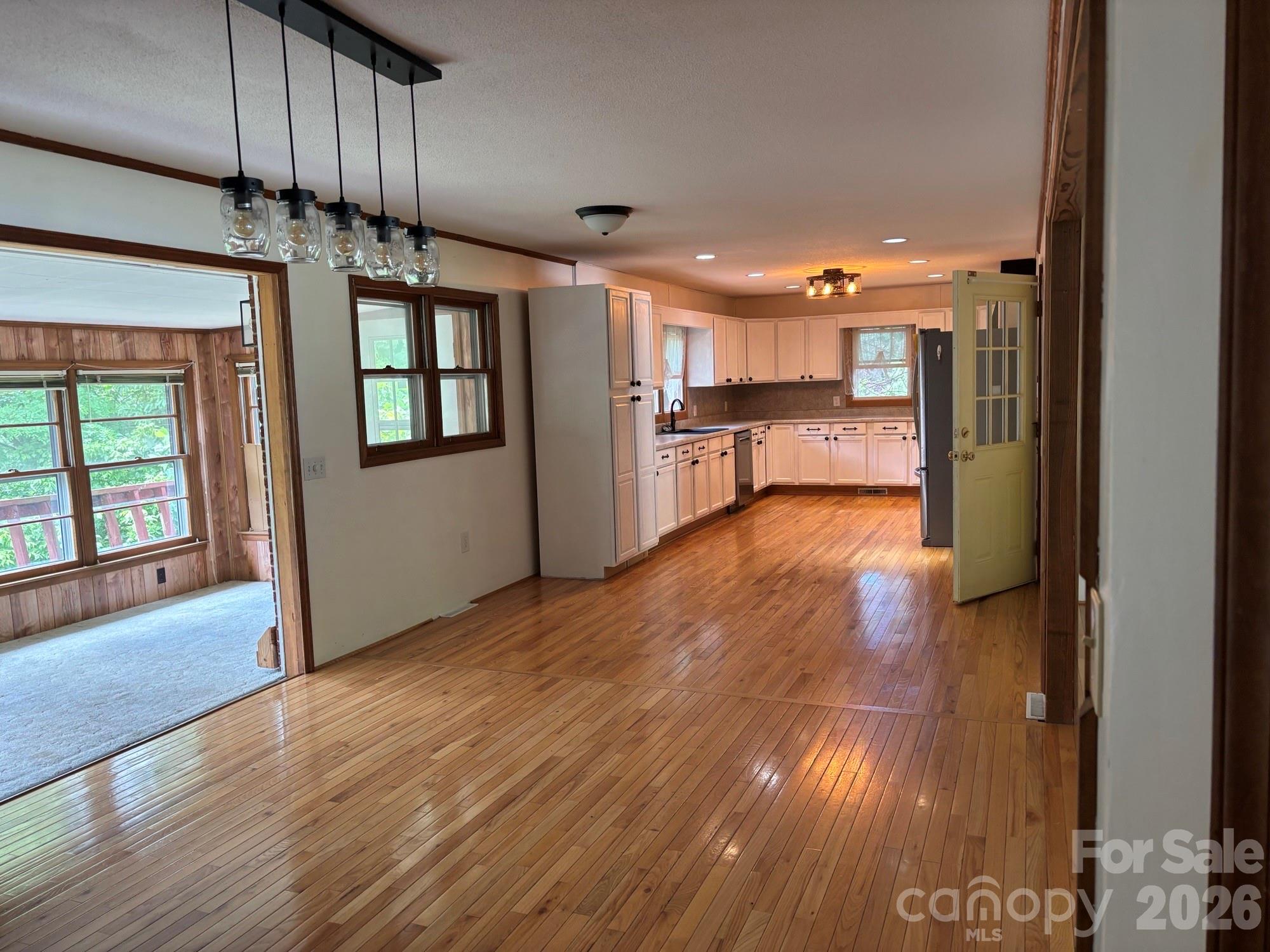 86 Jack Sullins Road Spruce Pine, NC 28777 - Photo 9 of 48