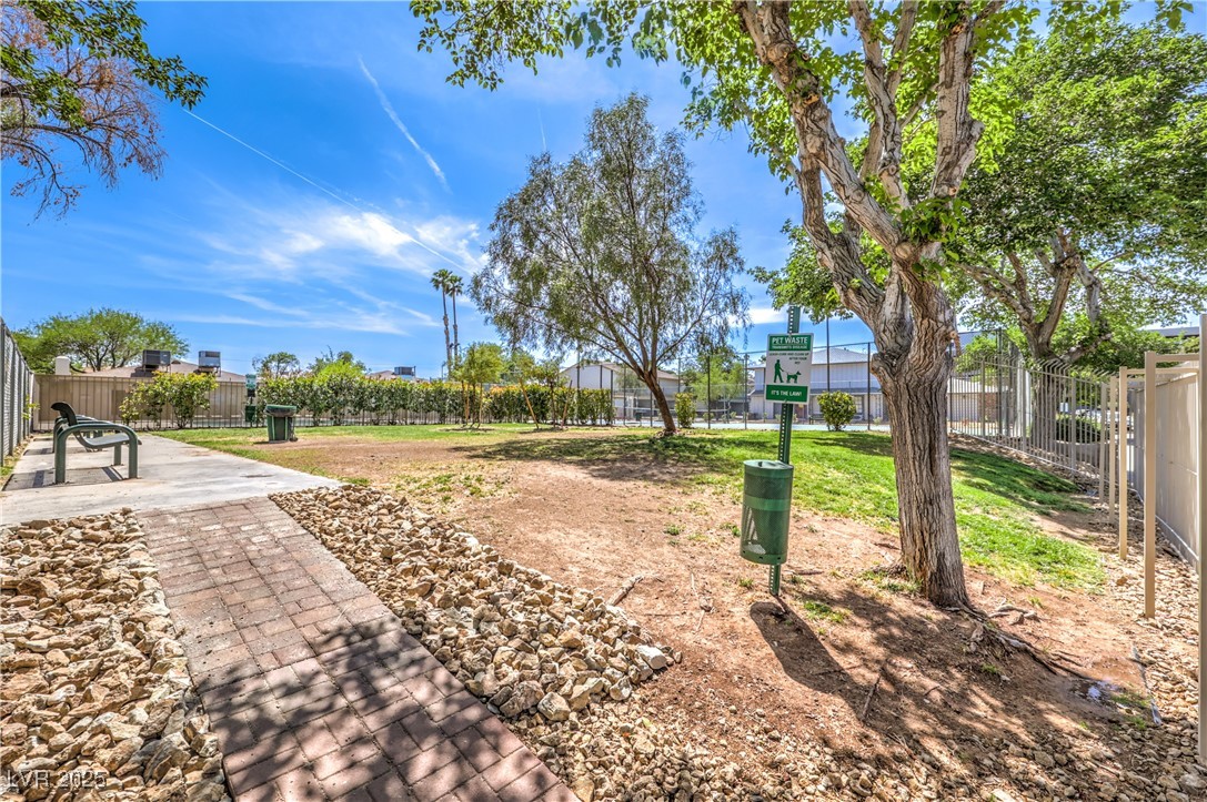 1553 Dorothy Avenue, Unit 4 Las Vegas, NV 89119 - Photo 30 of 36 View of yard