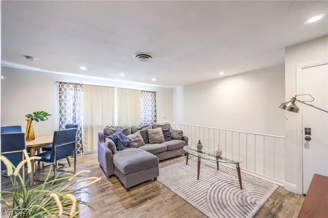 $1,430 | 1553 Dorothy Avenue, Unit 4, Las Vegas, NV 89119