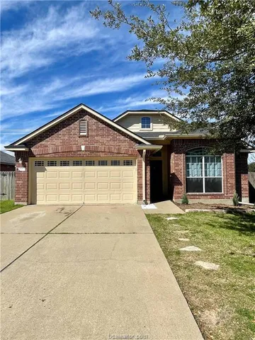 $2,300 | 941 Whitewing Lane, College Station, TX 77845