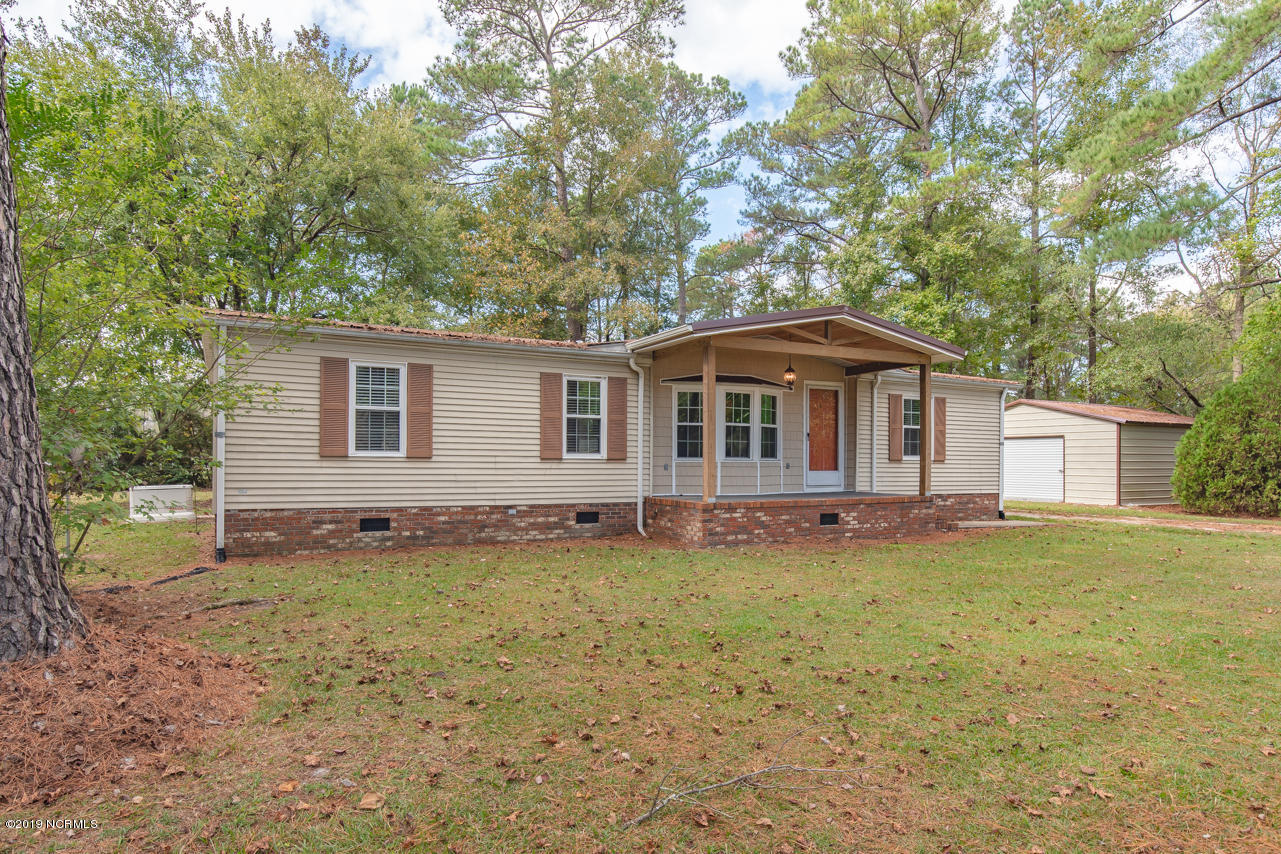 519 North Brown Road Beulaville, NC 28518 - Photo 3 of 38 2