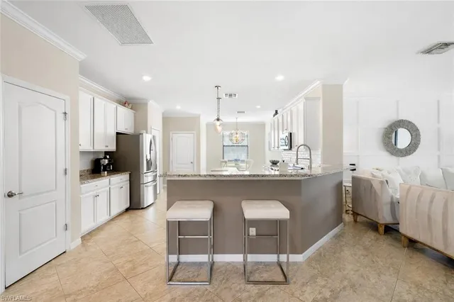 $1,075,000 | 4698 Abaca Circle, Naples, FL 34119