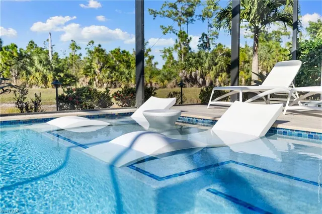 $1,075,000 | 4698 Abaca Circle, Naples, FL 34119