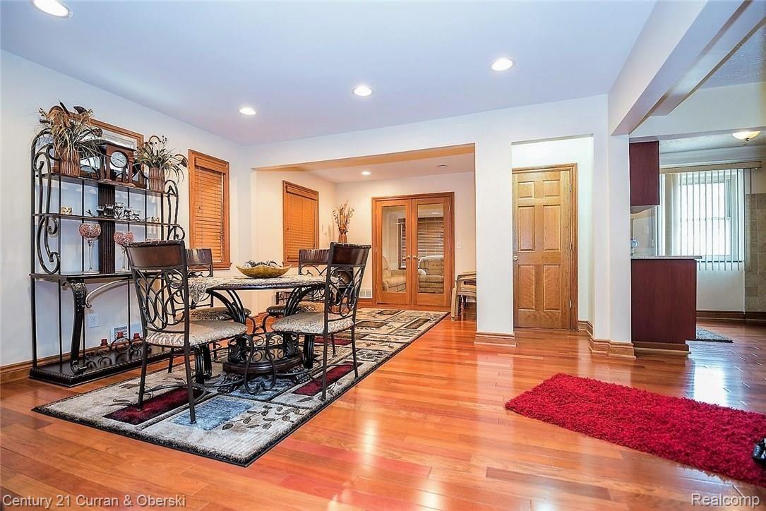 7740 Miller Road Dearborn, MI 48126 - Photo 8 of 34 DSC_3987.jpg