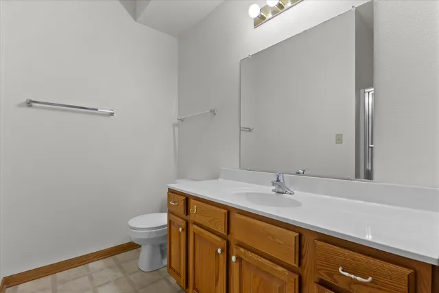 $275,000 | 4787 West Maple Leaf Circle, Greenfield, WI 53220