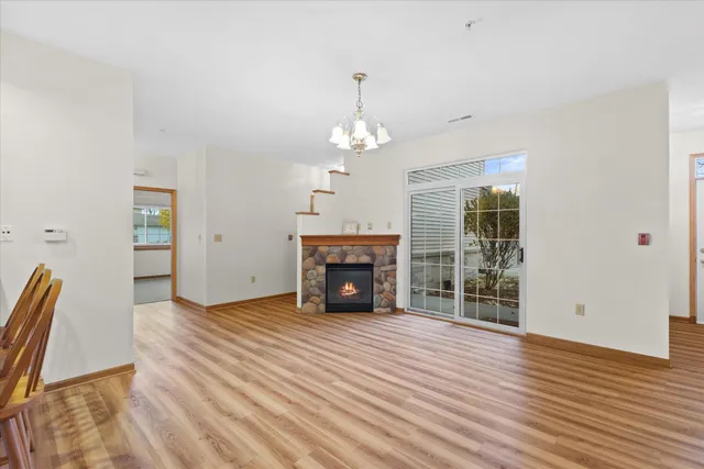 $275,000 | 4787 West Maple Leaf Circle, Greenfield, WI 53220