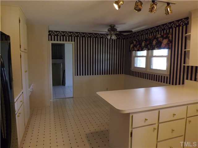 3300 Malibu Drive Raleigh, NC 27607 - Photo 4 of 13 Photo 4