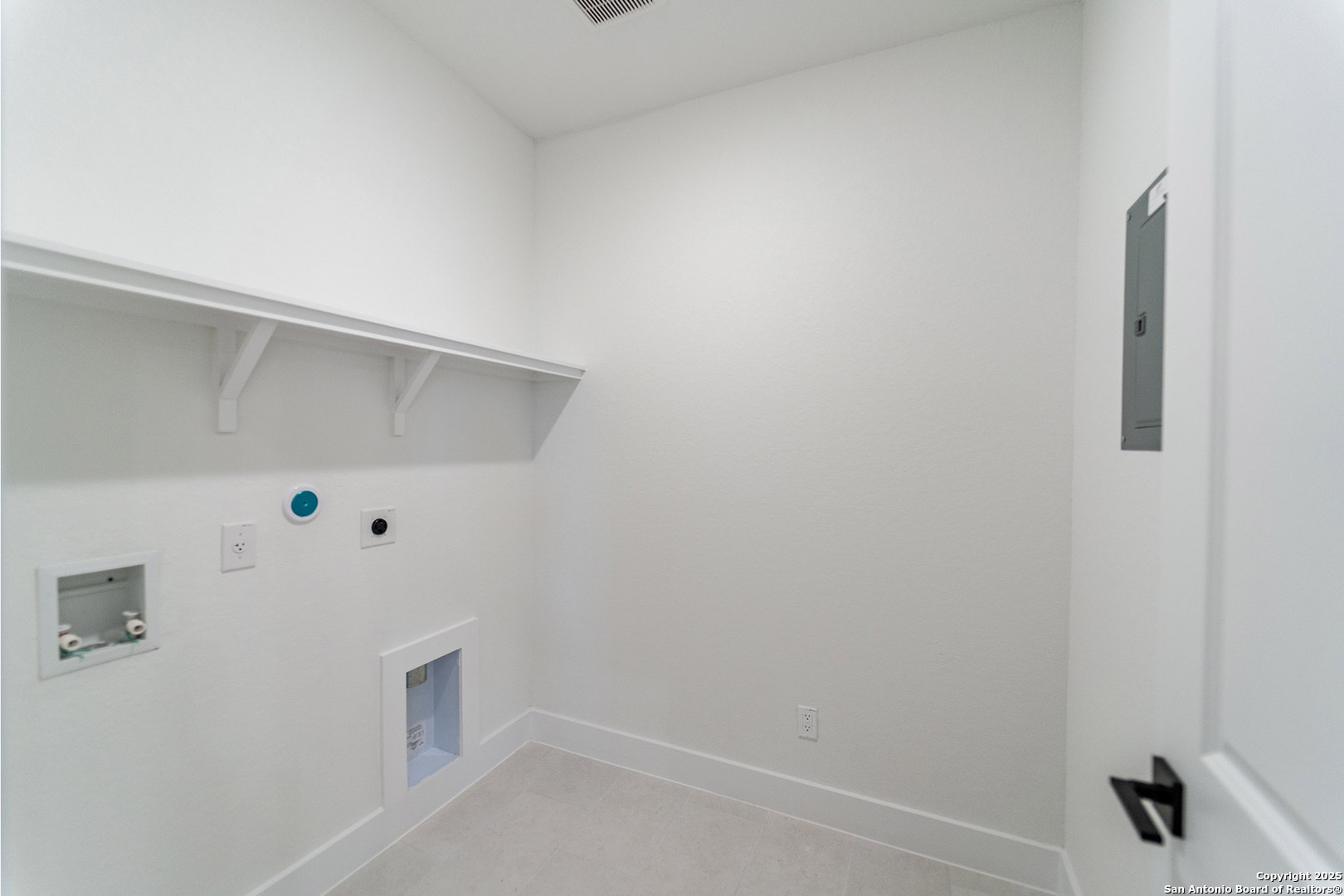 182 Ednie Lane Mico, TX 78056 - Photo 19 of 19 a view of an empty room