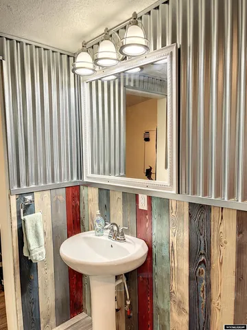 $499,000 | 200 2nd Street, Kaycee, WY 82639