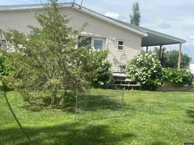 $499,000 | 200 2nd Street, Kaycee, WY 82639