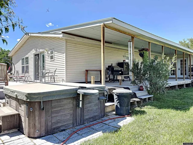 $499,000 | 200 2nd Street, Kaycee, WY 82639