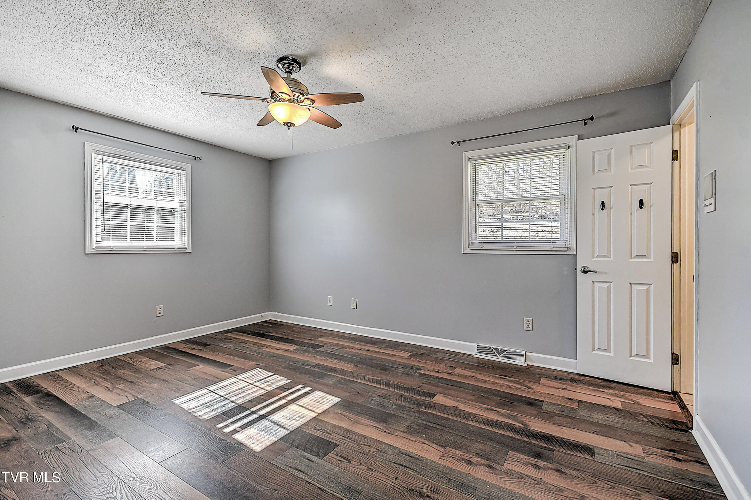 288 Trail Road Bristol, VA 24201 - Photo 26 of 55 288 Trail DB-27