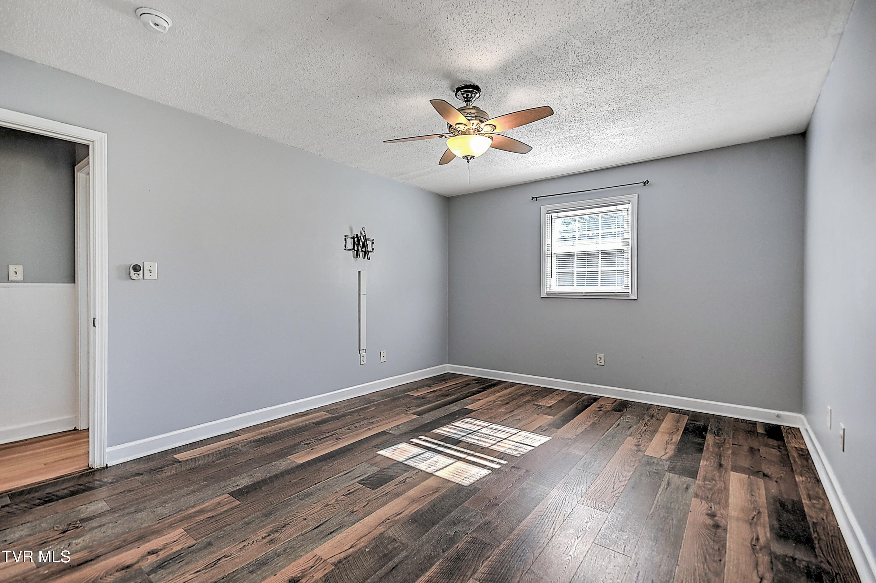 288 Trail Road Bristol, VA 24201 - Photo 31 of 55 288 Trail DB-32