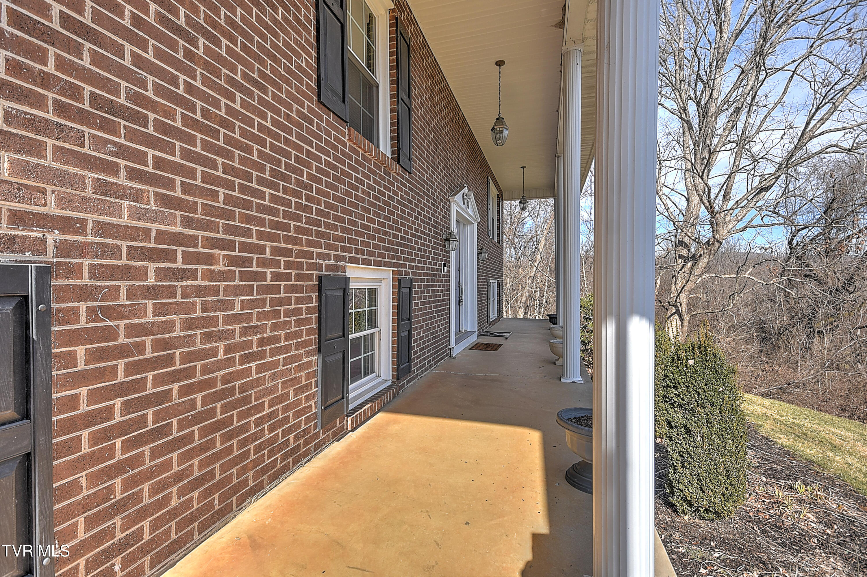 288 Trail Road Bristol, VA 24201 - Photo 4 of 55 288 Trail DB-5