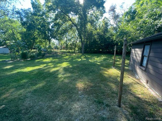 15075 Garfield Redford, MI 48239 - Photo 22 of 23